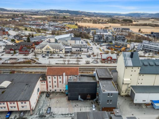 Tindved Kulturhage selger Møllegata 6 i Verdal